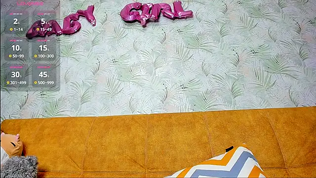 Snapshot of LuxieDelight chatting on September 29, 2025, 3:50 pm LuxieDelight online show from September 29, 2025, 3:50 pm