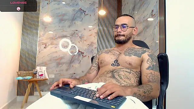 hanz col online show from December 23, 2024, 2:24 am