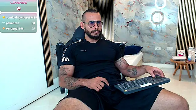 hanz col online show from February 24, 2025, 7:41 pm