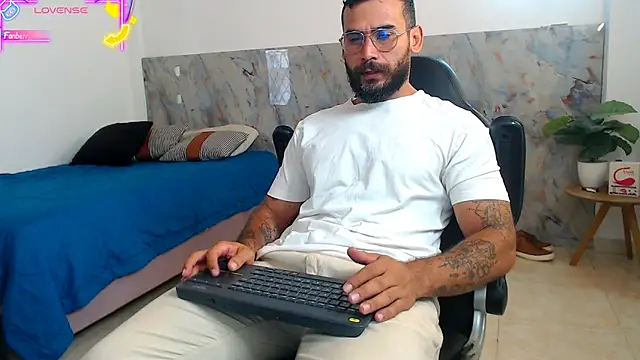 hanz col online show from November 4, 2025, 12:15 pm