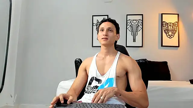 Snapshot of connor_twink chatting on January 21, 2025, 10:08 pm connor twink online show from January 21, 2025, 10:08 pm