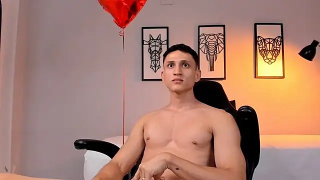 Snapshot of connor_twink chatting on February 12, 2025, 12:37 am connor twink online show from February 12, 2025, 12:37 am