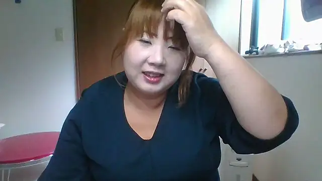 Snapshot of SAKU-RA-chan chatting on September 19, 2025, 3:52 am SAKU-RA-chan online show from September 19, 2025, 3:52 am