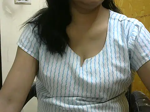 l l ish online show from October 15, 2025, 5:18 am