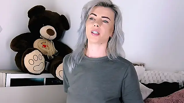 Aly girl1 online show from April 9, 2026, 9:58 am