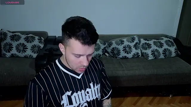 JohnnyStepBro online show from April 17, 2026, 5:05 pm