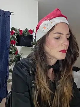 Snapshot of Hanny_24 chatting on December 21, 2025, 10:50 pm Hanny 24 online show from December 21, 2025, 10:50 pm