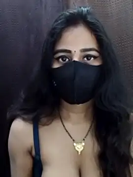 Lalisa sexy online show from February 27, 2026, 10:54 pm