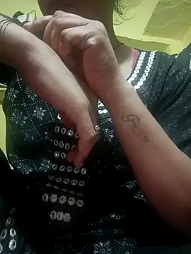 Hotty-queen online show from October 9, 2025, 6:50 pm