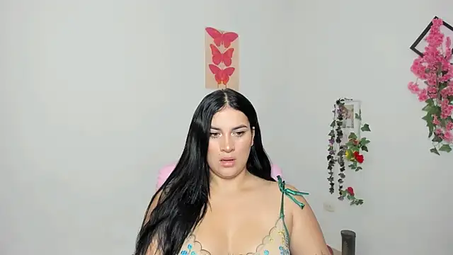 Emic  online show from October 6, 2025, 2:14 pm