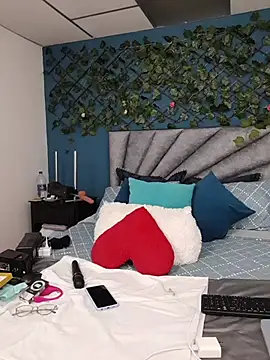 Grey Lorenz11 online show from February 22, 2026, 9:52 am