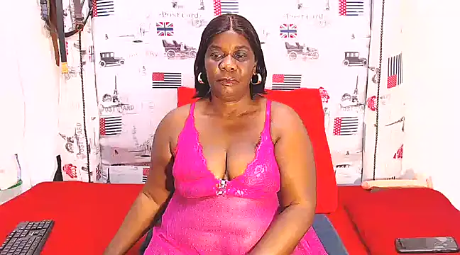 Honeybumsx32 online show from March 11, 2025, 2:54 am