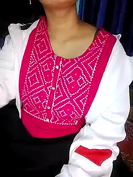 Miss-Siyaa online show from December 9, 2024, 1:13 pm