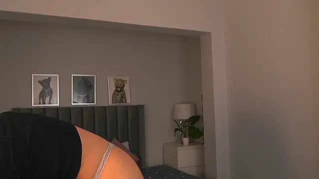 Madie  collins online show from March 17, 2026, 12:19 pm