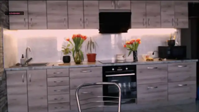 Snapshot of ___art chatting on March 9, 2025, 2:43 pm art online show from March 9, 2025, 2:43 pm