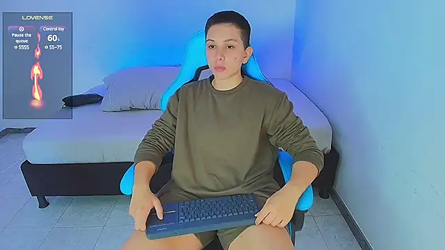 aron wi online show from January 12, 2025, 8:03 pm