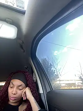 butterflybootyy online show from December 20, 2024, 7:39 pm