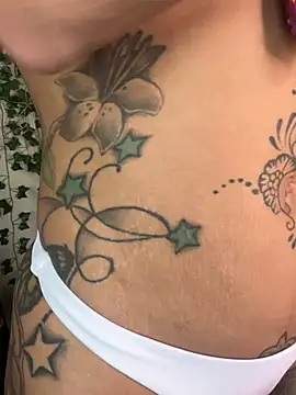 butterflybootyy online show from January 30, 2025, 5:41 am