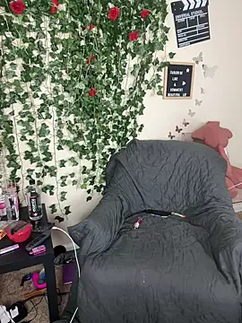 butterflybootyy online show from February 26, 2025, 2:59 am