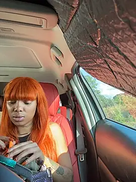 butterflybootyy online show from October 18, 2025, 9:04 pm