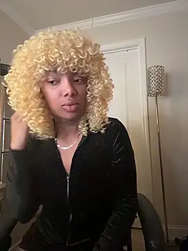 butterflybootyy online show from December 17, 2025, 9:26 am