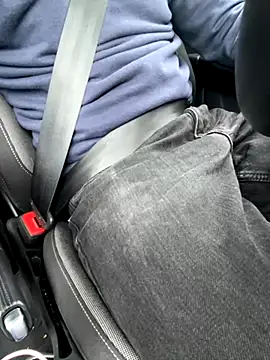 portugadopau online show from November 29, 2025, 1:14 pm