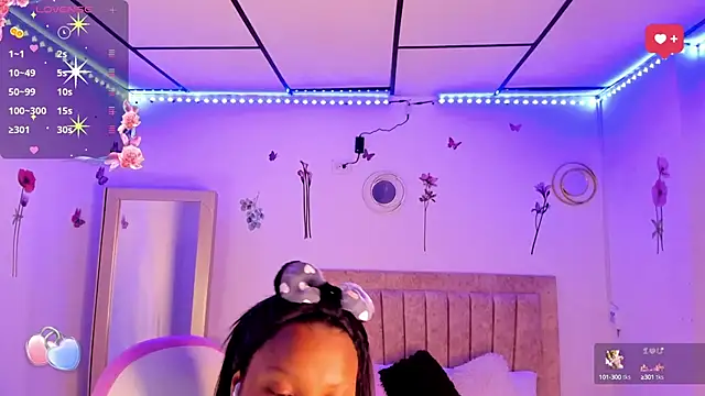 LaurinMonroe online show from March 13, 2025, 10:32 pm