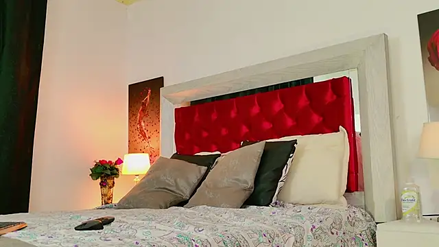 Snapshot of Lizzymontanaa chatting on October 3, 2025, 2:41 am Lizzymontanaa online show from October 3, 2025, 2:41 am