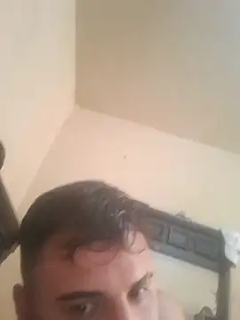 SINUECASTILLO online show from November 15, 2025, 2:24 pm