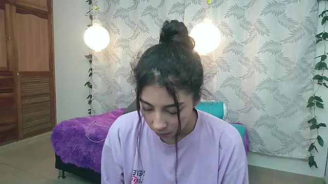 Snapshot of Mya_paris chatting on January 9, 2025, 2:11 am Mya paris online show from January 9, 2025, 2:11 am