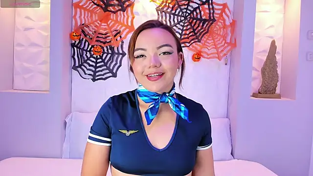 EmilyRouss  online show from October 20, 2025, 7:14 pm