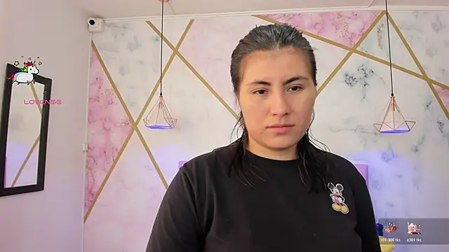 Snapshot of lizortiz chatting on November 17, 2025, 12:55 pm lizortiz online show from November 17, 2025, 12:55 pm