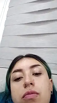 Snapshot of turolita_ chatting on February 4, 2025, 8:24 am turolita online show from February 4, 2025, 8:24 am