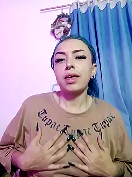 Snapshot of turolita_ chatting on February 25, 2025, 5:58 pm turolita online show from February 25, 2025, 5:58 pm