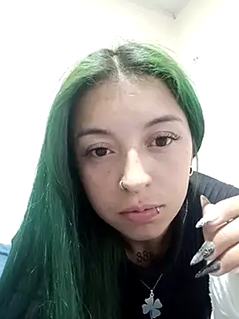 Snapshot of turolita_ chatting on March 21, 2026, 12:37 am turolita online show from March 21, 2026, 12:37 am