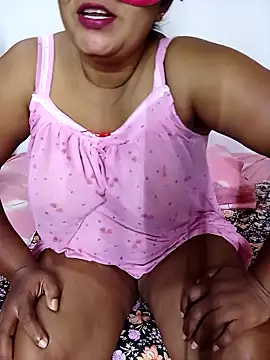 Snapshot of Chanel_Blue_Sl chatting on October 18, 2025, 12:57 am Chanel Blue Sl online show from October 18, 2025, 12:57 am