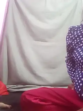 Snapshot of HornyWestern chatting on February 3, 2025, 5:46 pm HornyWestern online show from February 3, 2025, 5:46 pm