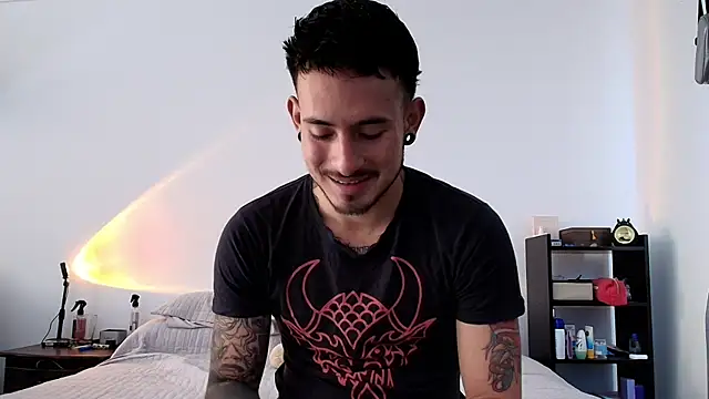 Snapshot of anika_lowen02 chatting on February 19, 2025, 3:05 pm anika lowen02 online show from February 19, 2025, 3:05 pm