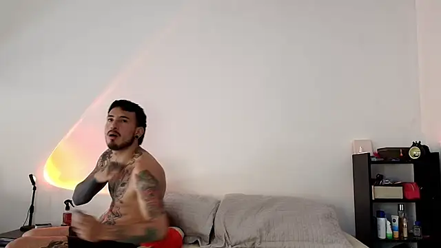 Snapshot of anika_lowen02 chatting on March 4, 2025, 3:48 pm anika lowen02 online show from March 4, 2025, 3:48 pm