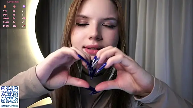 Snapshot of EvelyynLopez chatting on December 14, 2024, 5:36 pm EvelyynLopez online show from December 14, 2024, 5:36 pm
