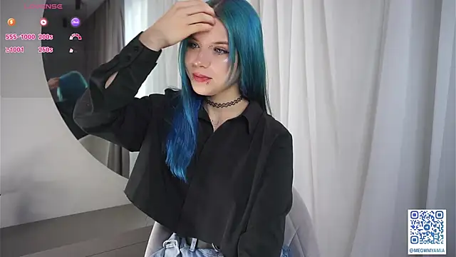 Snapshot of EvelyynLopez chatting on February 13, 2025, 4:22 am EvelyynLopez online show from February 13, 2025, 4:22 am