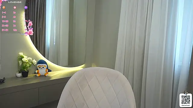 Snapshot of EvelyynLopez chatting on March 2, 2025, 10:14 am EvelyynLopez online show from March 2, 2025, 10:14 am