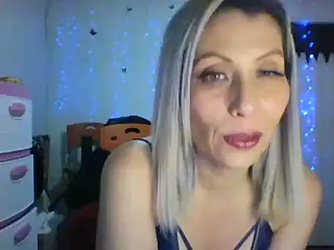 alixia81 online show from March 2, 2025, 2:41 am