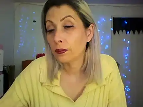 alixia81 online show from March 16, 2025, 12:55 pm