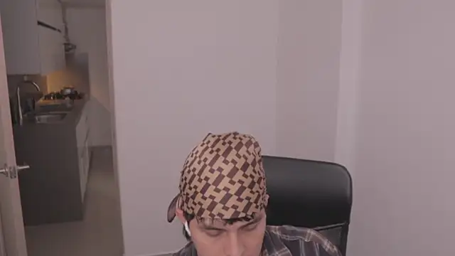 Tony Hoffa online show from November 6, 2025, 8:10 pm