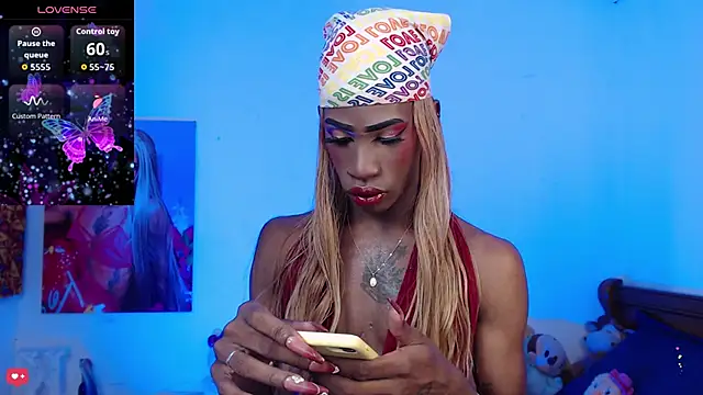 Kendall Gil online show from October 23, 2025, 6:13 am