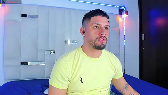 Snapshot of Jacoob19_ chatting on November 20, 2025, 12:49 pm Jacoob19 online show from November 20, 2025, 12:49 pm