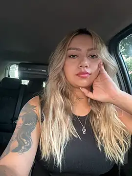 Snapshot of amanda-medrano1 chatting on February 5, 2026, 1:38 pm amanda-medrano1 online show from February 5, 2026, 1:38 pm