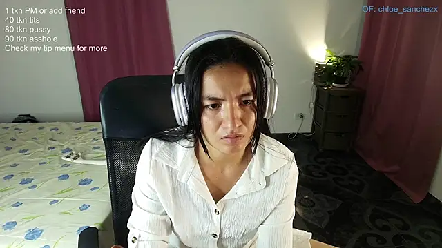 Snapshot of ChloeSanchezx chatting on April 7, 2026, 11:59 pm ChloeSanchezx online show from April 7, 2026, 11:59 pm