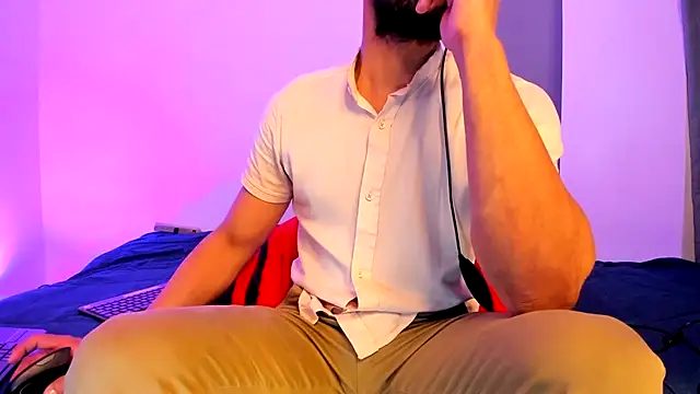 Snapshot of alessandro_wye chatting on December 3, 2025, 6:32 am alessandro wye online show from December 3, 2025, 6:32 am